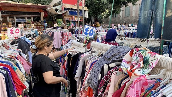 «بدون فصال».. أسعار ملابس الشتاء في «الوكالة» (صور)