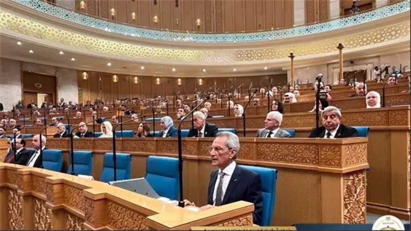 نائب بالشيوخ يستعرض طلب مناقشة بشأن آليات تمويل المشروعات التنموية