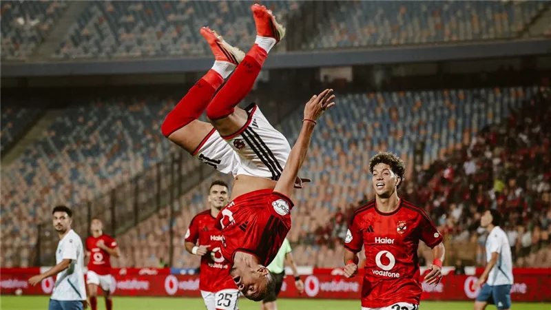 الدوري المصري، الأهلي يتقدم على القناة بثنائية الساعي وبنشرقي في الشوط الأول (فيديو)