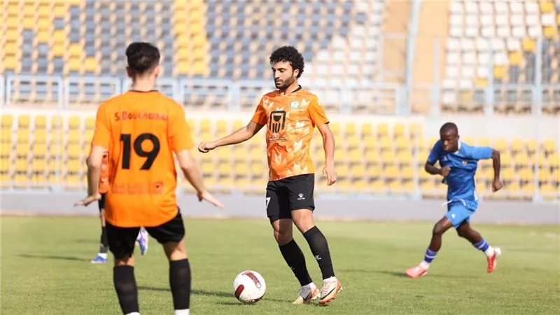 أيمن الرمادي يعلن تشكيل البنك الأهلي لمواجهة المصري