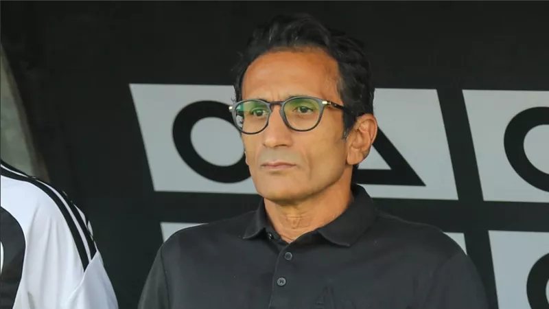 المصري يعلن رسميا فسخ التعاقد مع أحمد سامي وجهازه الفني بالتراضي