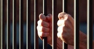 بتهمة النصب على المواطنين.. حبس شخص لإدارته كيان تعليمي وهمي فى مصر الجديدة