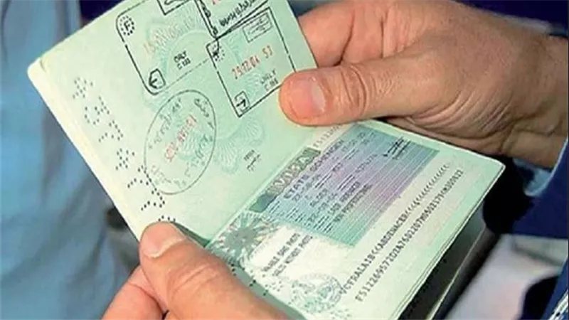 السياحة تعلن إجراءات جديدة بشأن تأشيرات الوصول