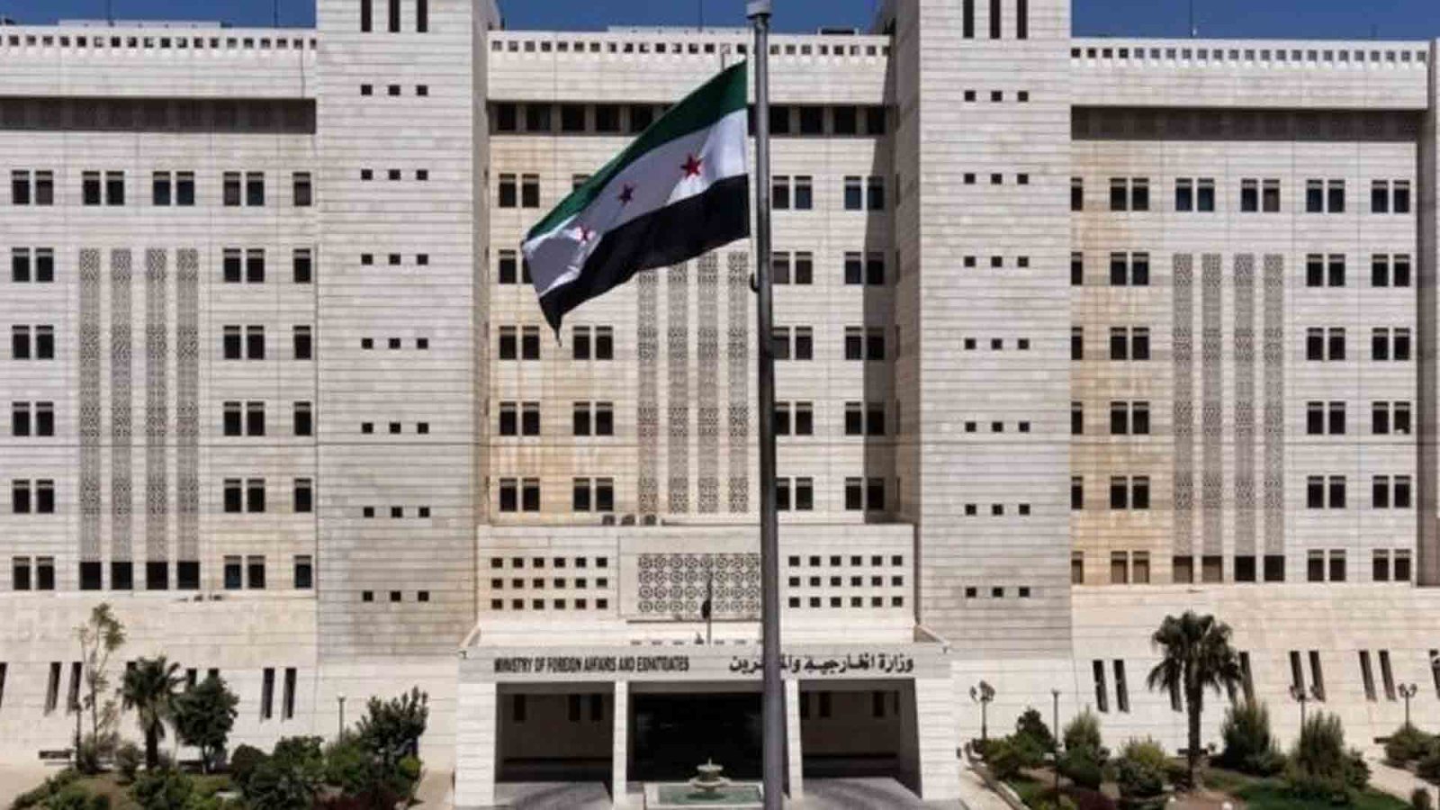 سوريا ترحب بتجديد مجلس الأمن دعوته إلى احترام سيادتها ووحدة أراضيها