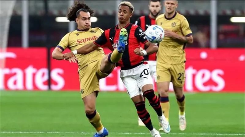 «هاتريك» مبانجولا يقود بولونيا للفوز على ميلان برباعية في الدوري الإيطالي