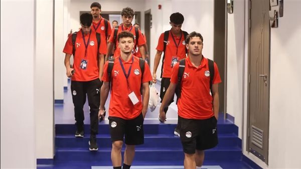 منتخب الشباب يصل إلى ملعب قناة السويس بالإسماعيلية استعدادا لمواجهة الجزائر (صور)