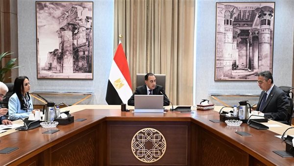 الدعم النقدي بدل السلع.. الحكومة تناقش تغيير منظومة الدعم في مصر