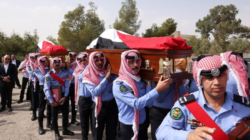 هجوم الكرك: كيف تواجه العائلات ألم الفقد وأسئلة العدالة؟