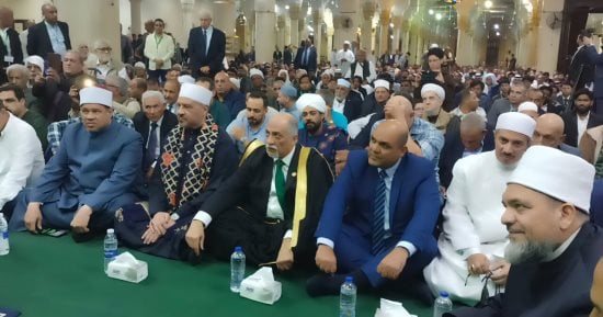 توافد مليون زائر على مولد العارف بالله الدسوقي.. والتهامي يحيي الليلة الختامية