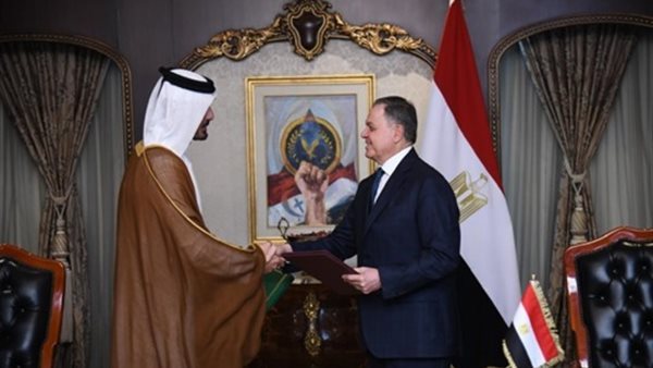 وزير الداخلية ونظيره القطري يوقعان مذكرة تفاهم لمكافحة الجريمة (صور)
