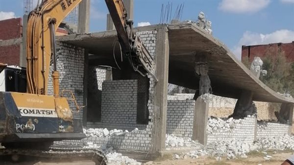 حملة كبرى لاسترداد أراضي الدولة، إزالة 26 تعديا بمركز أبو صوير في الإسماعيلية