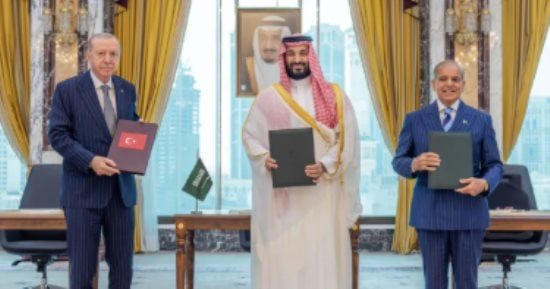 تركيا: نقف بجانب السعودية والحكومة الشرعية باليمن