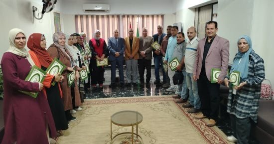 تسليم شهادات اجتياز دورة تأهيل القيادات الشابة لرؤساء الوحدات المحلية بطوخ