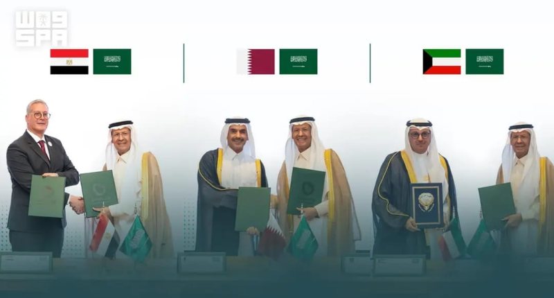 اتفاقيات مهمة للسعودية مع 3 دول.. بينها خطوط أنابيب جديدة