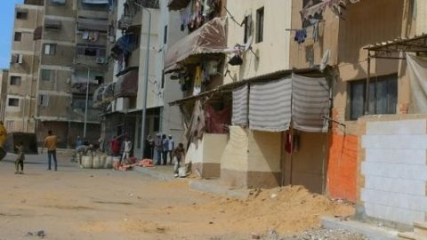تشمل 150 عمارة.. استمرار تطوير منطقة على بن أبى طالب ببورسعيد.. صور