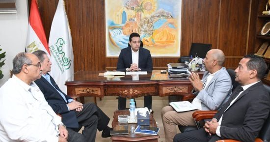 نائب محافظ الفيوم يتابع استعدادات الدورة الثالثة من مهرجان الفيوم السينمائي