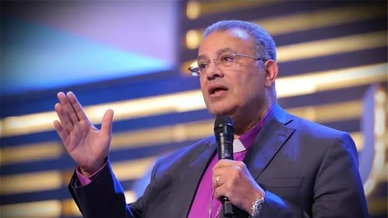 رئيس الإنجيلية يشهد افتتاح كنيسة جديدة بالشيخ زايد وينصب راعيا لها