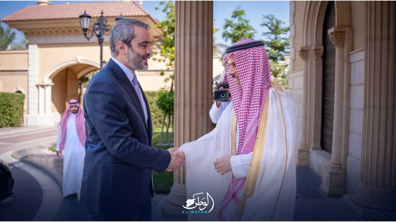 منها سوريا .. ١٩ دولة عربية وإسلامية تدين افتتاح كولومبيا سفارتها في القدس المحتلة
