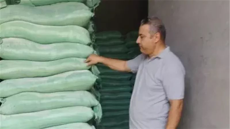 تموين الإسماعيلية يضبط 5 أطنان سكر وأرز ناقص الوزن داخل مصنع تعبئة