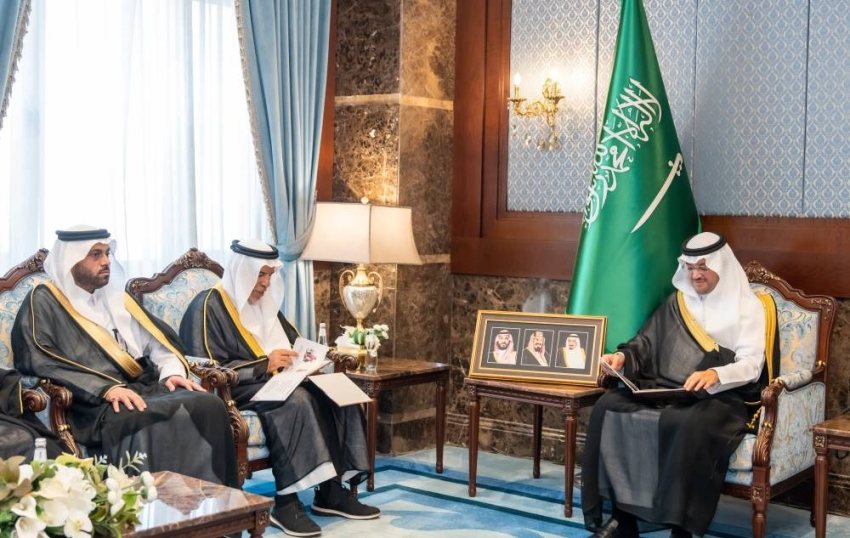 محافظ الأحساء يستقبل رئيس وأعضاء جمعية محاريب للعناية بالمساجد