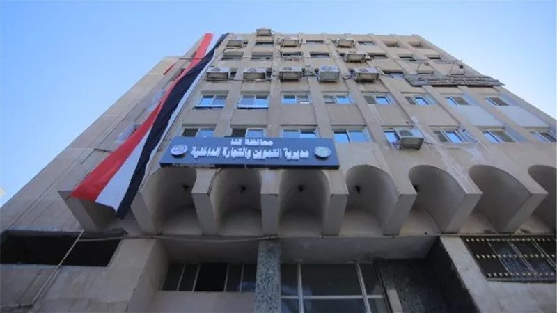 ضبط 6 آلاف لتر مواد بترولية ومواد غذائية بدون فواتير في حملات بقنا