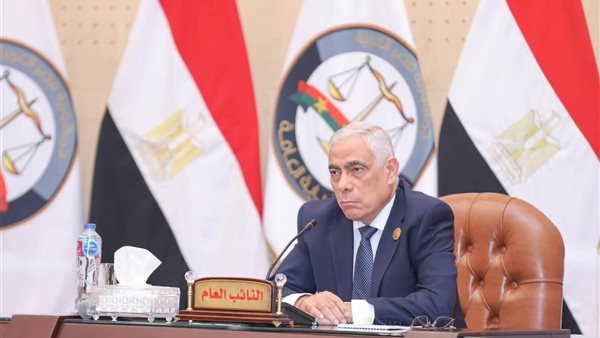 النائب العام يستقبل معاوني ومعاونات النيابة العامة الجدد