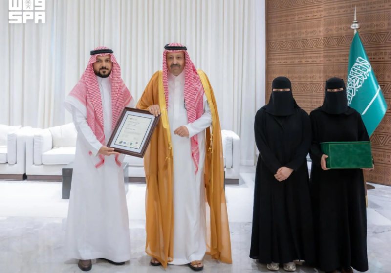 أمير منطقة الباحة يشيد بحصول الإمارة على شهادة الآيزو في إدارة أمن المعلومات
