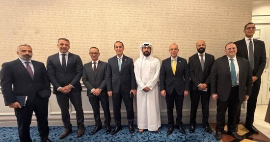 وزير الاستثمار يبحث مع شركات «أعمال القابضة» و«قطر للتعدين» و«الصناعات التحويلية» القطرية فرص الاستثمار فى مصر