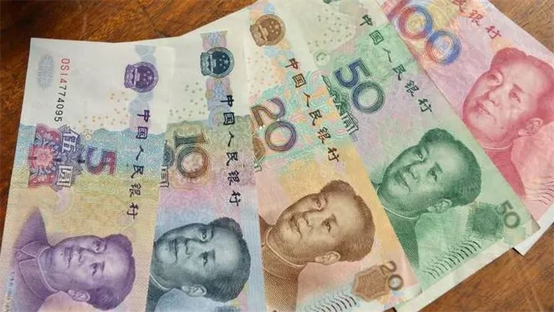 ارتفاع سعر اليوان الصيني مقابل الجنيه في البنوك المصرية بتعاملات مساء الخميس