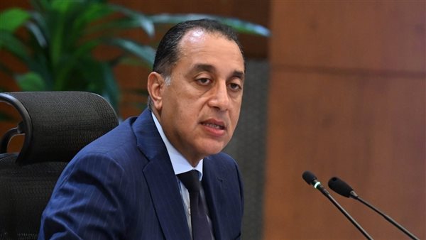 مناشدة إلى رئيس الوزراء ووزير الصحة.. أهالي منية سلمنت يطالبون بتوفير أطباء بعيادة الحي