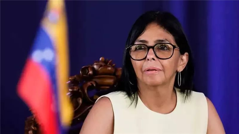 كفى أعذارا وكفى سرقة، رودريجيز تطالب بنك إنجلترا بإعادة احتياطي فنزويلا من الذهب