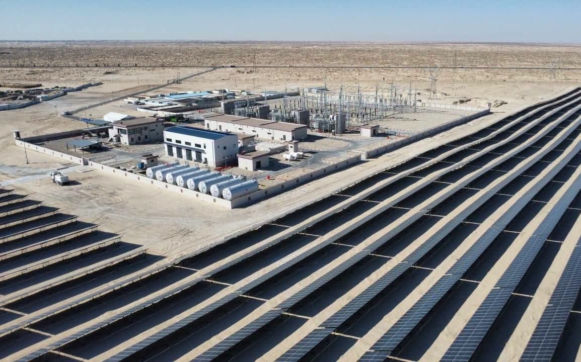أكبر محطة طاقة شمسية في الجزائر تدخل الخدمة (صور)