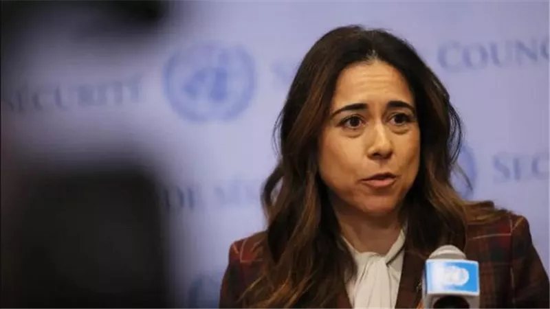 الإمارات تدفع بوزيرة الدولة لانا نسيبة إلى سباق الأمانة العامة للأمم المتحدة