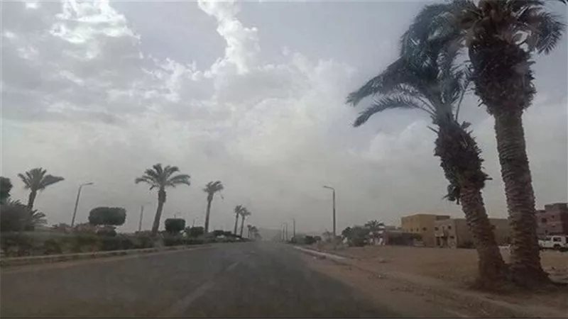 حالة الطقس اليوم الثلاثاء، أمطار وشبورة كثيفة ورياح على أغلب الأنحاء