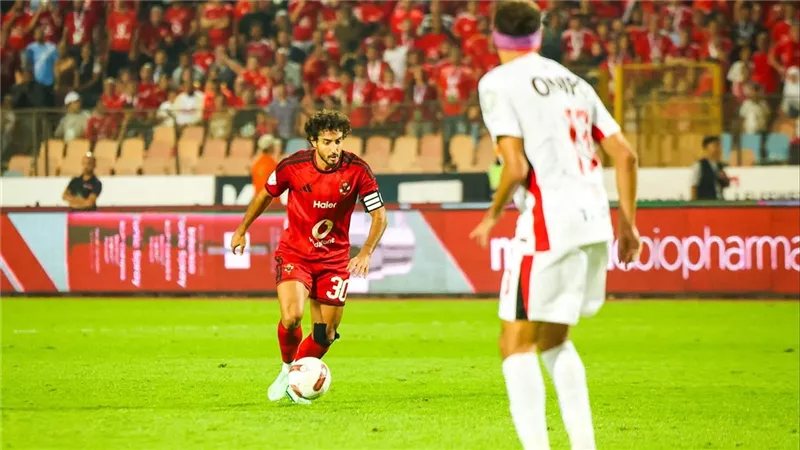 انفراجة في تجديد عقد محمد هاني مع الأهلي