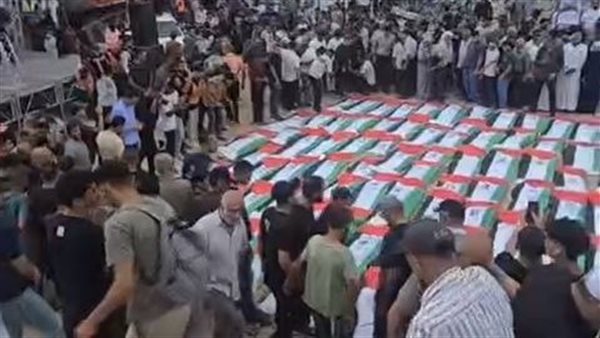 حماس تشيع جثامين 105 شهداء انتشلت رفاتهم من مربع التاج بغزة (فيديو)