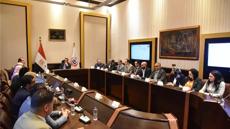 وزير الصحة يبحث تعزيز الرعاية الطبية للفلسطينيين والسودانيين بالمستشفيات المصرية