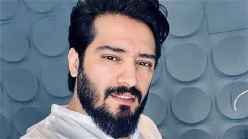زعيم يعرب عن سعادته بردود الأفعال على أغنية "والله زمان" مع أحمد سعد