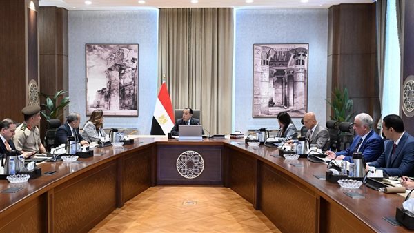 من العشوائيات إلى المدن الجديدة.. مدبولي يحدد ملفات مهمة للنقاش في منتدى مصر 2026