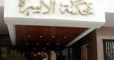 متى تطلب الزوجة التطليق للضرر؟ ومتى تعتبر ناشزا وتتوقف نفقتها؟