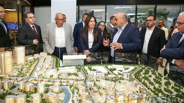 وزيرة الإسكان تطّلع على مستجدات تنفيذ مشروع «205» بمدينة الشيخ زايد