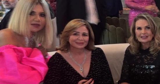 يسرا وإلهام شاهين ولبلبة وهالة صدقى فى حفل زفاف ابن صابرين.. فيديو وصور