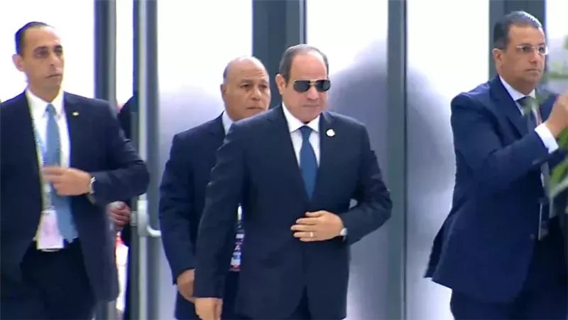السيسي يتوجه إلى مقر انعقاد القمة "الروسية – الأفريقية" الثالثة