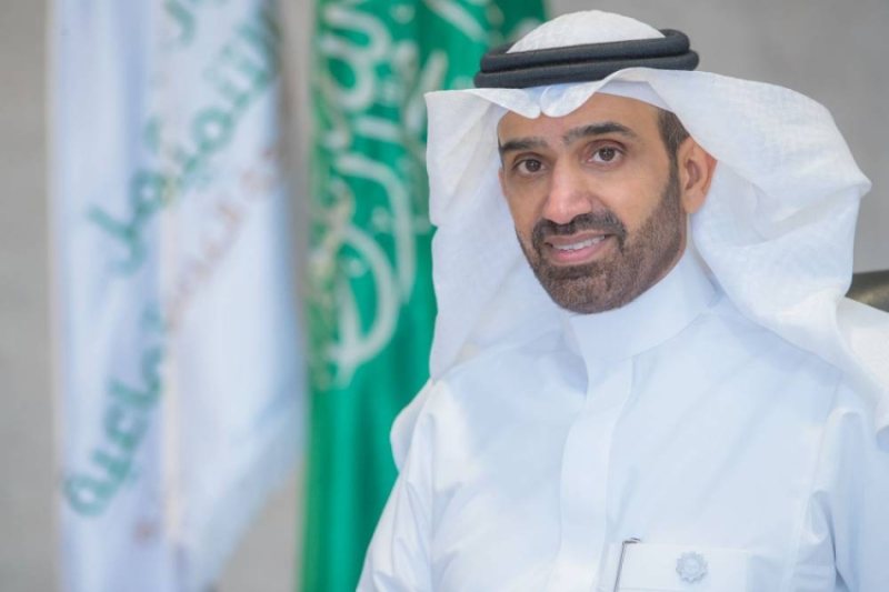 وزير الموارد: ارتفاع نسبة النساء بسوق العمل إلى 37 %