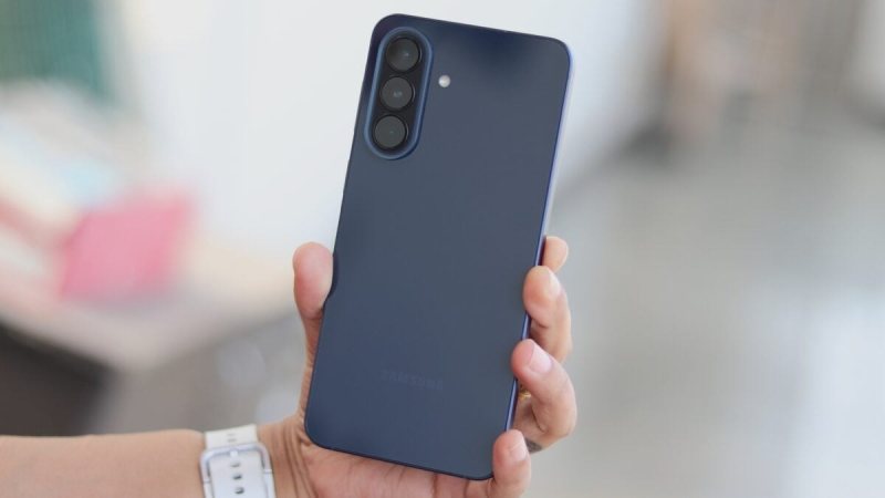 هاتف Samsung Galaxy A57 يتلقى رسمياً تحديث أندرويد 17 المستقر