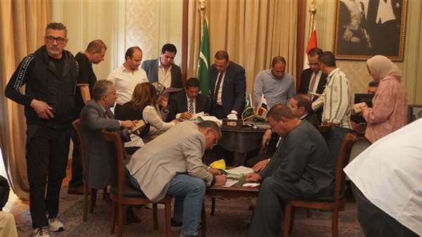 74 مرشحًا لانتخابات الهيئة العليا للوفد في اليوم الأول لفتح باب التقدم