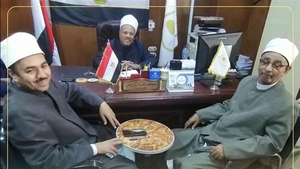 مدير أوقاف قنا يلتقي مديري ومفتشي إدارتي قفط ونقادة لمتابعة ملفات العمل الدعوي