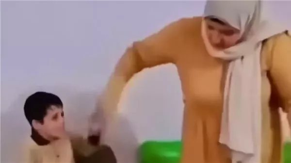 إخلاء سبيل السيدة المتهمة بالتعدي على طالب بالإسماعيلية بدون كفالة