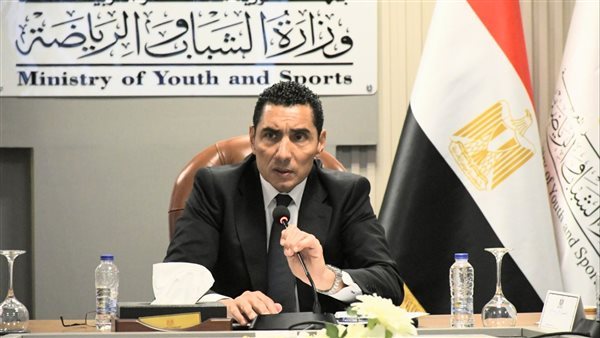 وزير الشباب والرياضة يقرر دخول كبار السن مراكز الشباب مجانًا في جميع المحافظات
