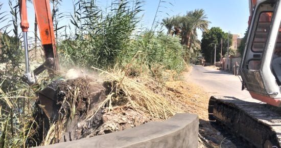 محافظ أسيوط: جولات ميدانية بأبنوب لمتابعة مستوى الخدمات وتأمين كوبري ماهر